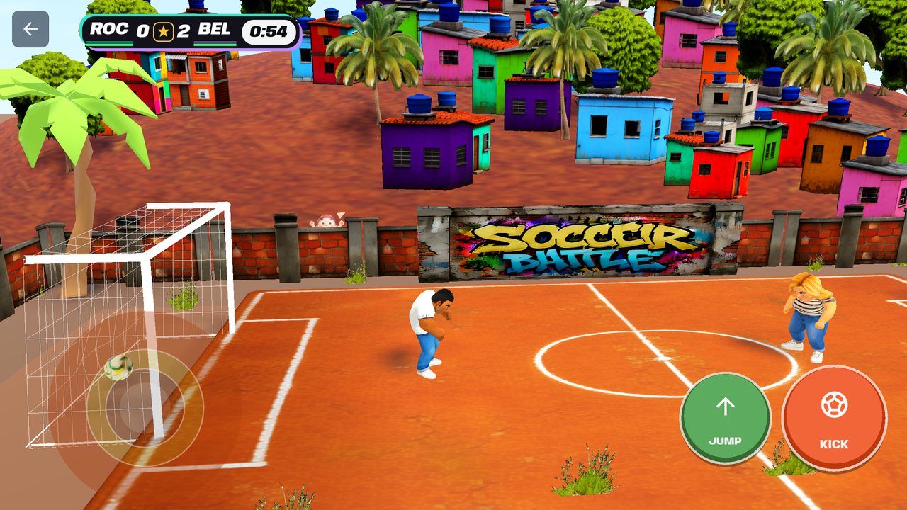 Gameplay réel de Soccer Battle : un match 1v1 sur un terrain en terre battue dans la favela